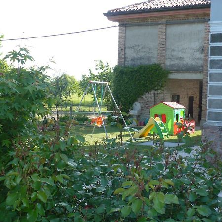 L'Albero Della Gioia Villanova sull'Arda Ngoại thất bức ảnh