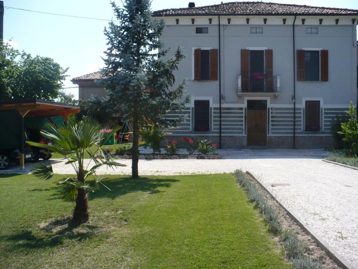 L'Albero Della Gioia Villanova sull'Arda Ngoại thất bức ảnh